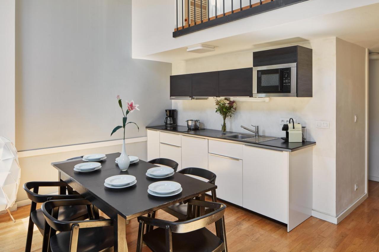 Days - 3bdr Bright Loft - Ac - Location In New Town Apartmán
